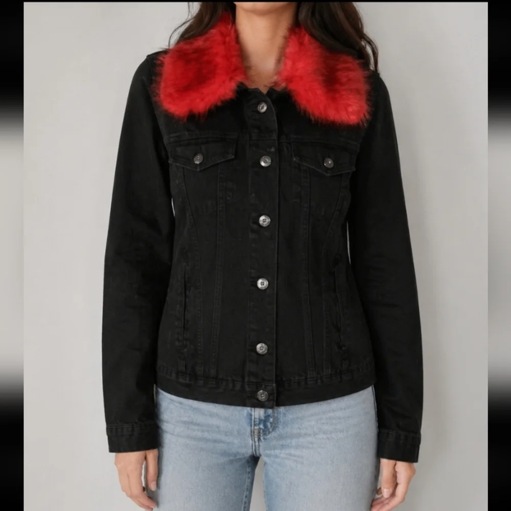 Ci Sono distressed black button up denim jacket M